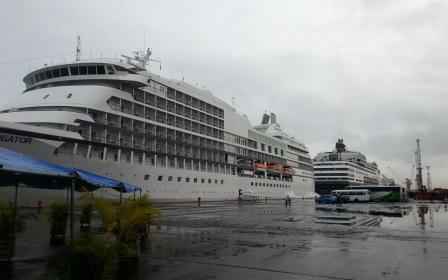 list of cruise ships in port