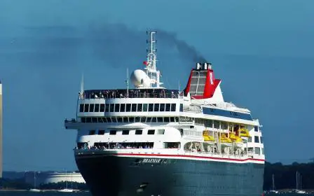 Fred. Olsen Cruise Lines cruise ship Braemar sailing to homeport