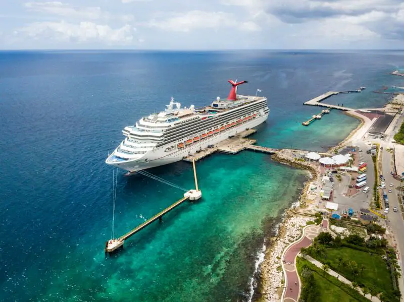 cruise port at curacao
