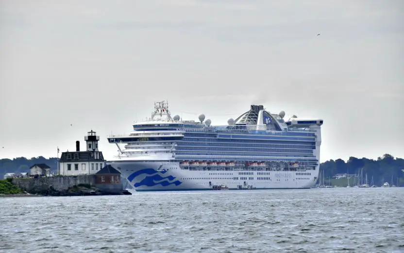 cruise ships in newport ri