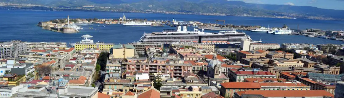 Port Messina, Sicily
