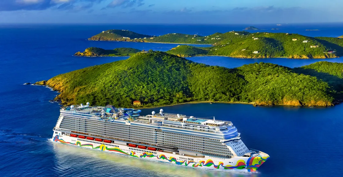Norwegian Encore cruise ship sailing to homeport