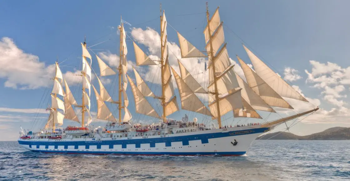 Royal Clipper cruise ship sailing to homeport