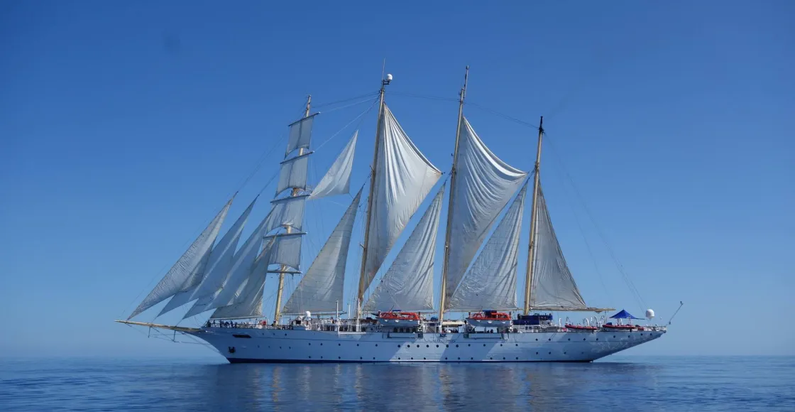 Star Flyer cruise ship sailing to homeport