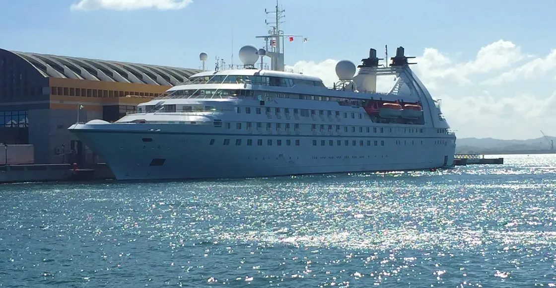 Star Pride cruise ship sailing from home port