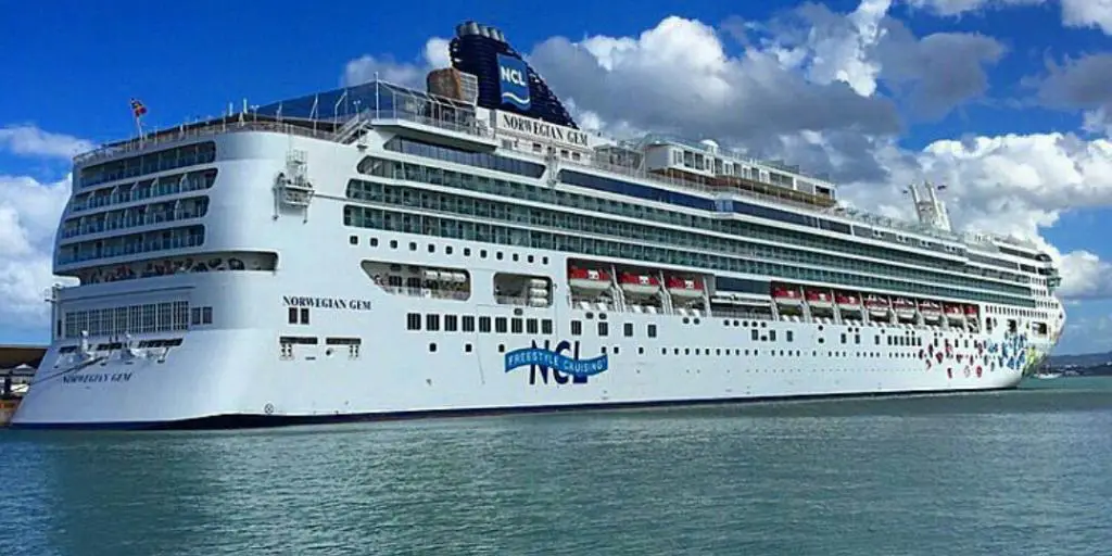 norwegian gem cruise ship excursions